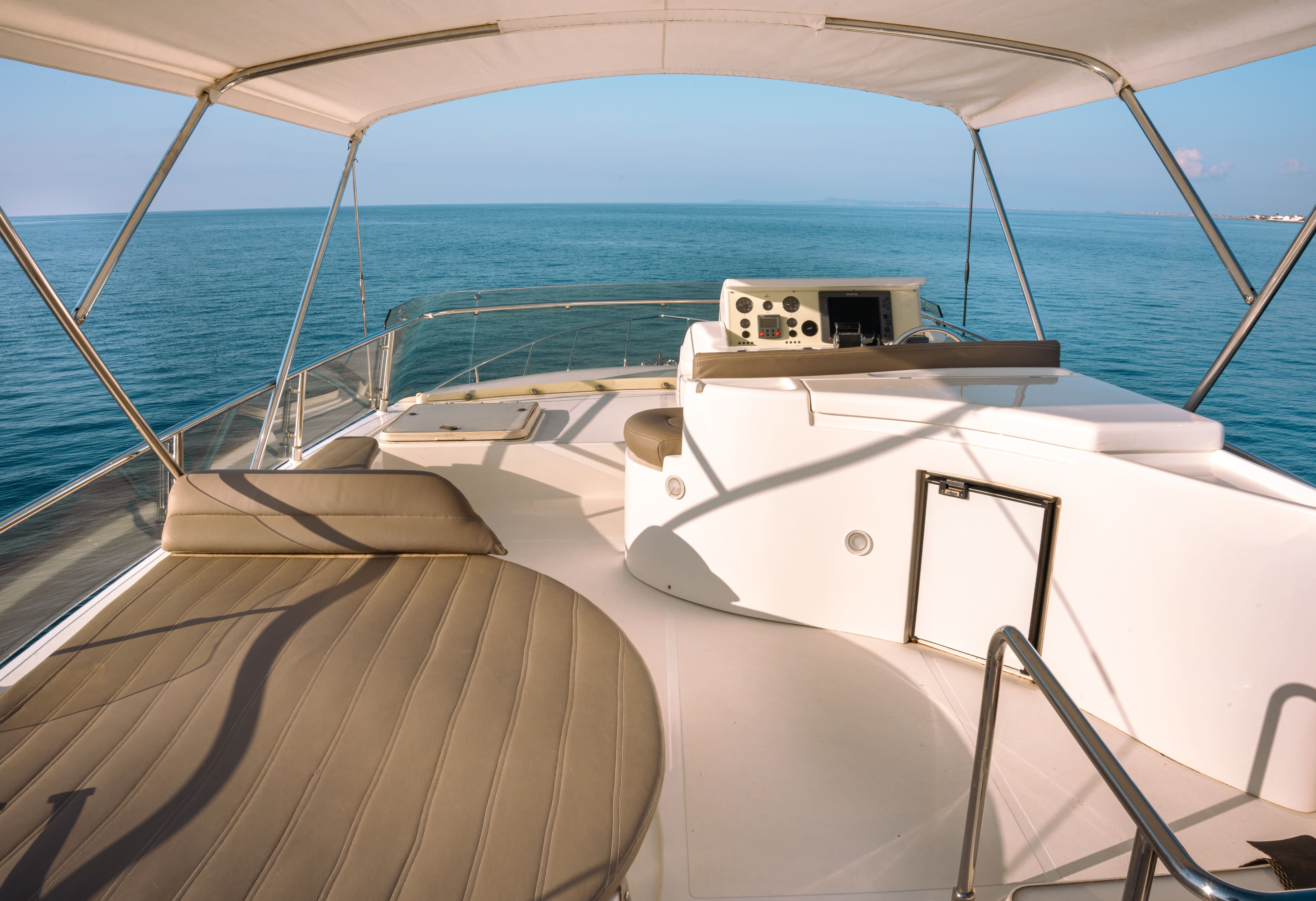 Ferretti 57 | Virgola
