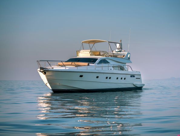 Ferretti 57 | Virgola