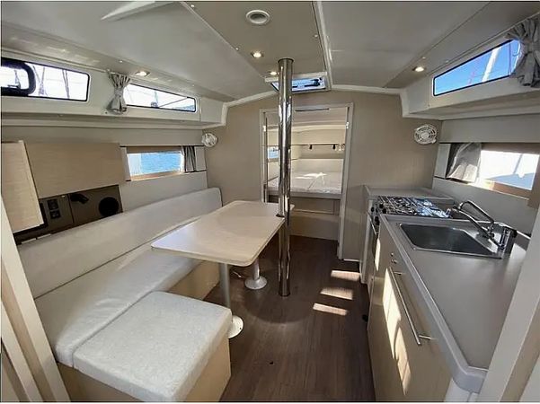 Beneteau Oceanis 38.1 | Maximus