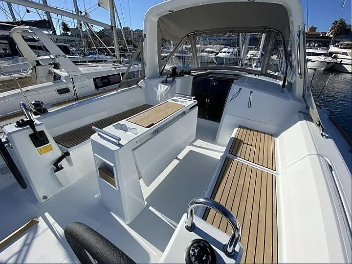 Beneteau Oceanis 38.1 | Maximus