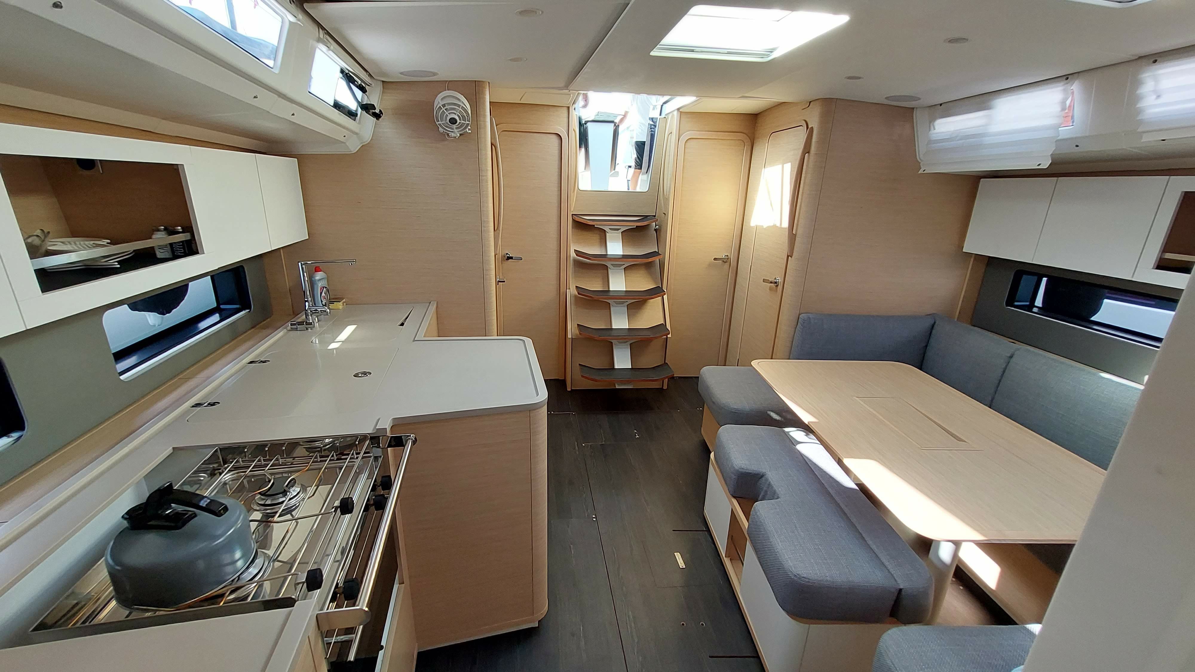 Dufour 41 | Yin Yang