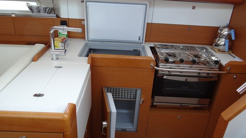 Jeanneau Sun Odyssey 41 | Honeypot