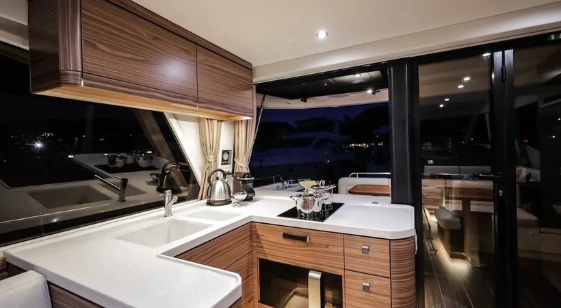 Greenline 48 | Asuko