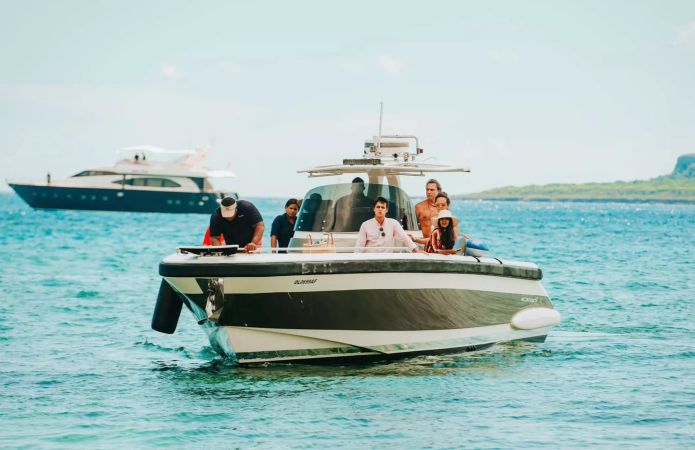 Cerri Tender 36 | Baychimo