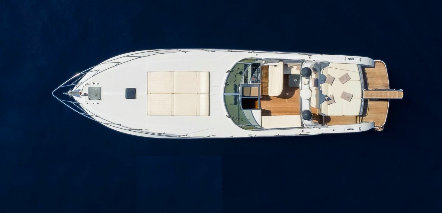 Rizzardi 50 | White Wave