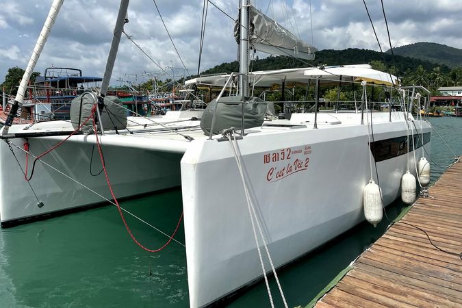 Tropical 36 | C'est La Vie 2