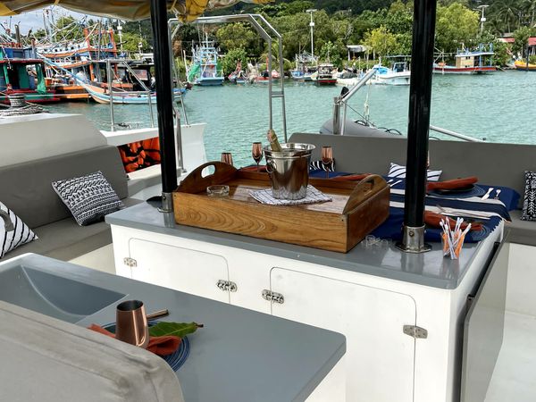 Tropical 36 | C'est La Vie 2