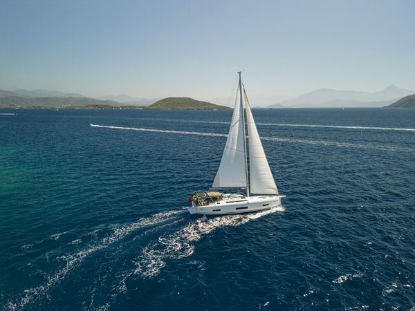 Dufour 470 | Deniz Derin