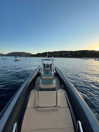 Sea Water Convertible 410 | Happy