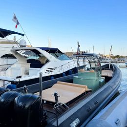 Sea Water Convertible 410 | Happy