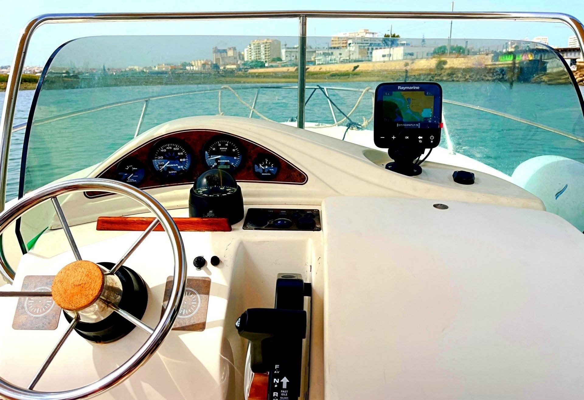 Cap-Ferret 550 Open | Cap Ferret