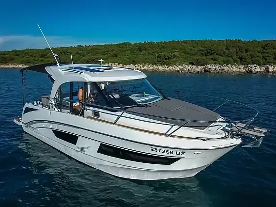 Beneteau Antares 9 | M & N