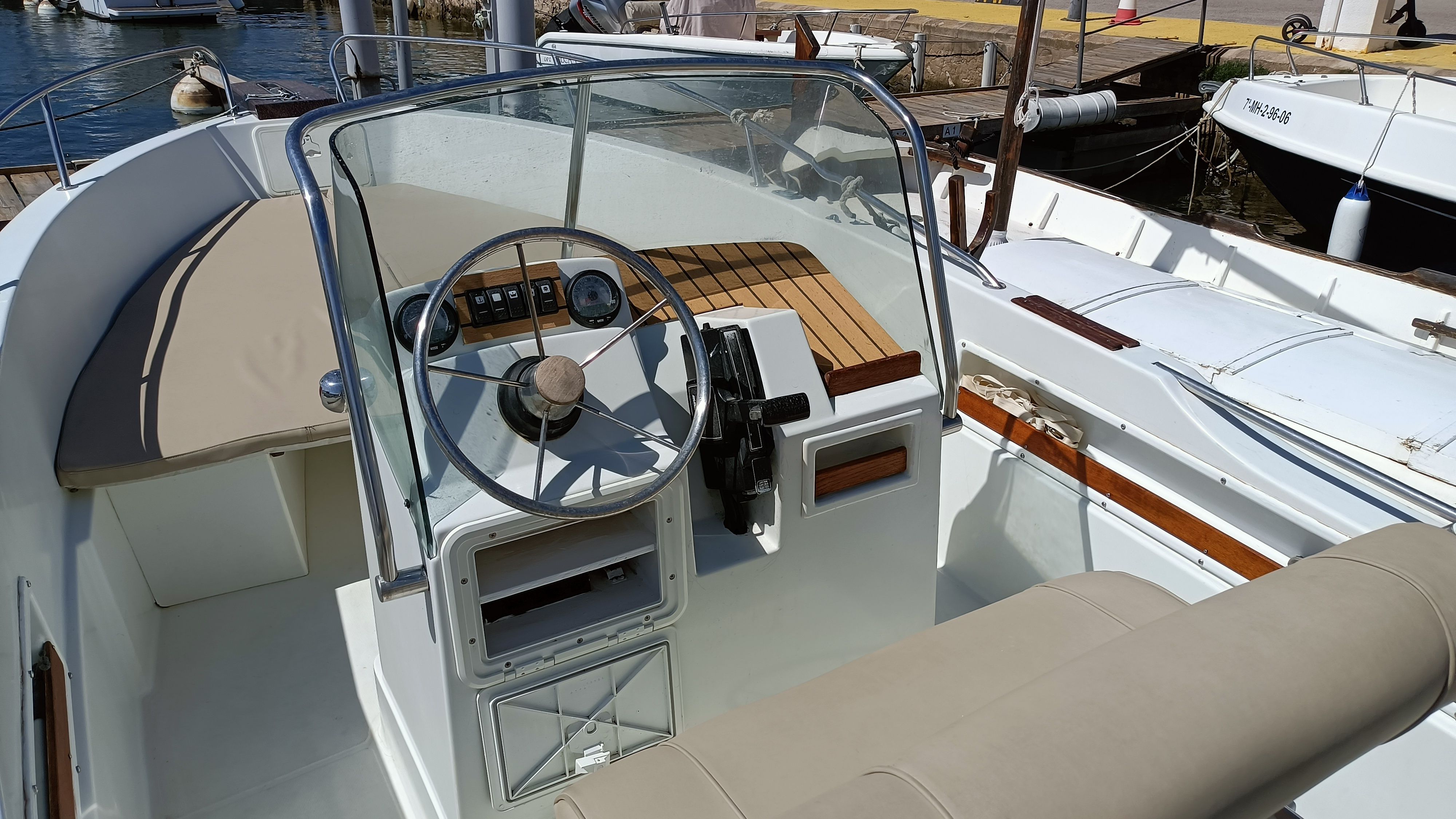 Jeanneau Cap Camarat 575 | Gumimar