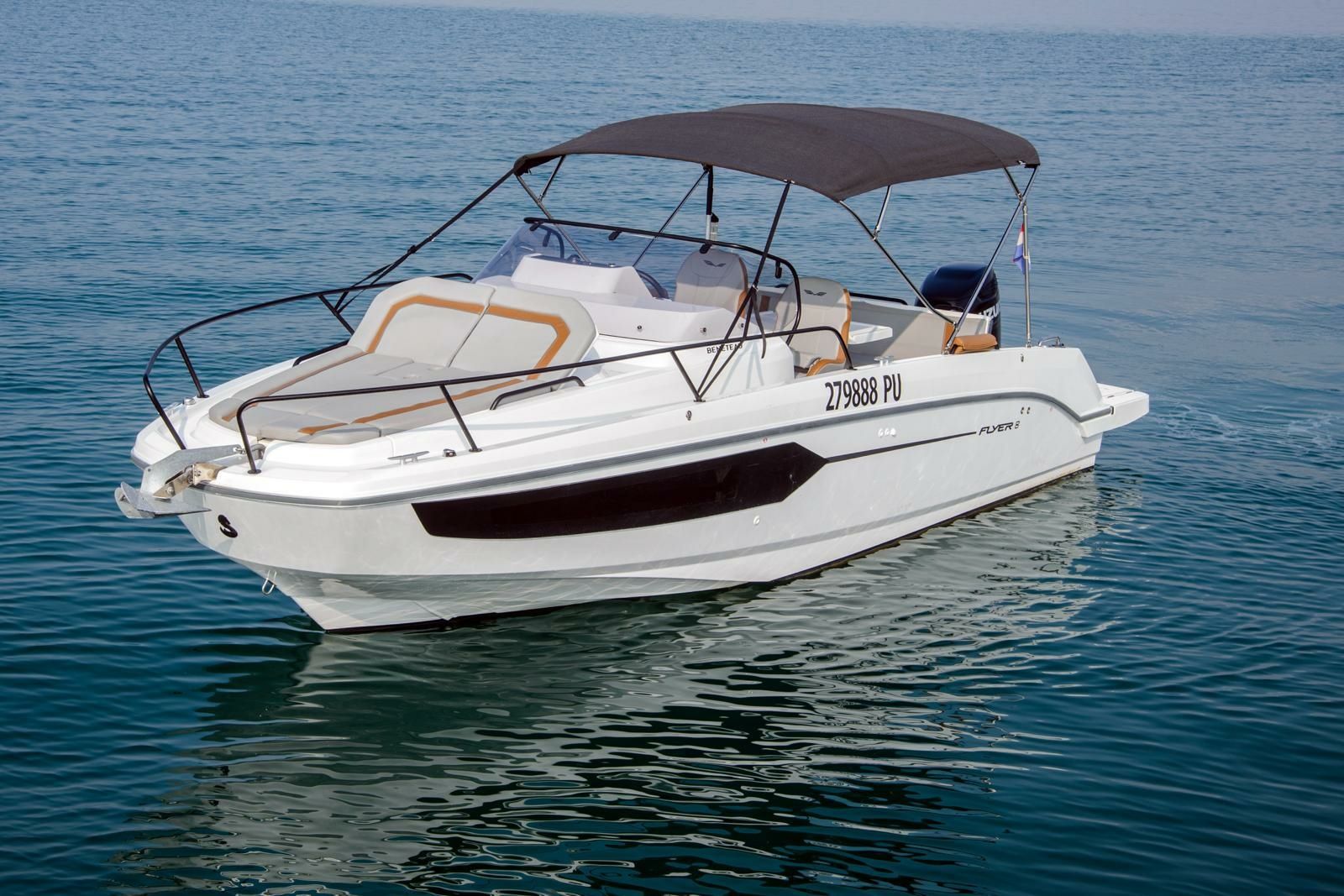 Beneteau Flyer 8 | 23