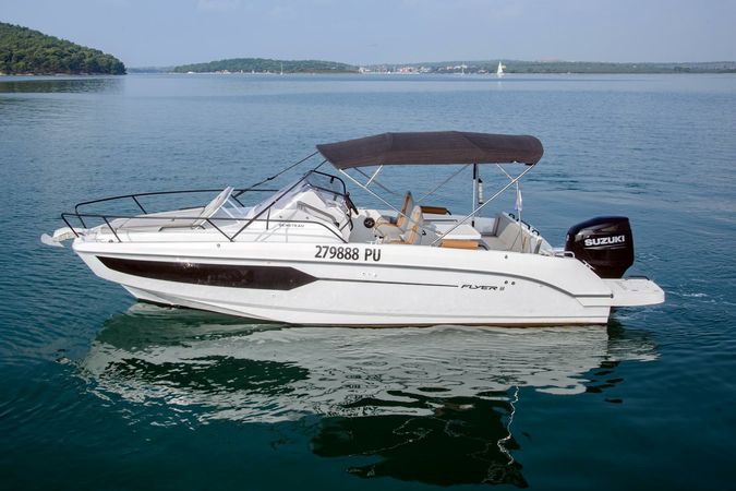Beneteau Flyer 8 | 23