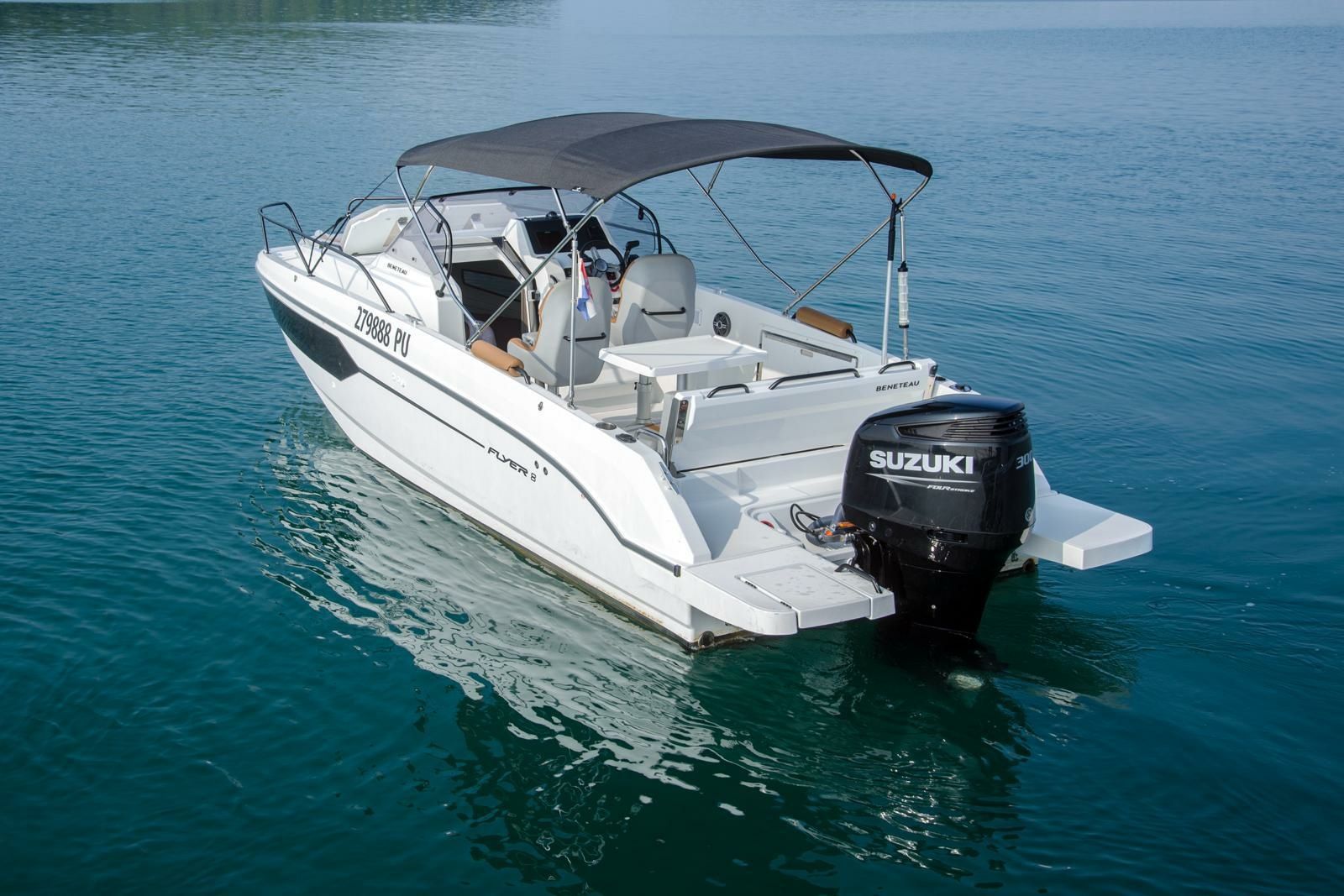 Beneteau Flyer 8 | 23