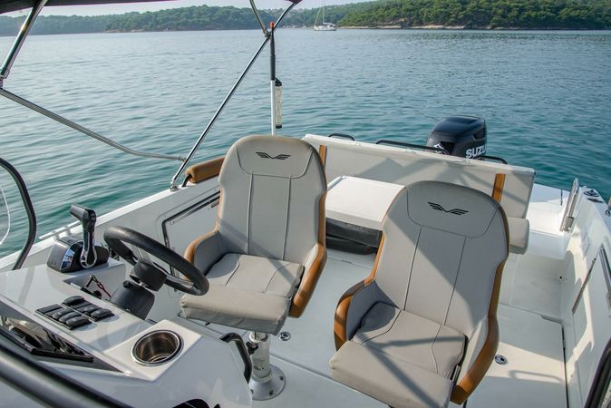 Beneteau Flyer 8 | 23