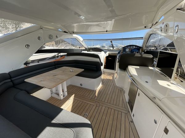 Sunseeker Portofino 53 | Black Pearl