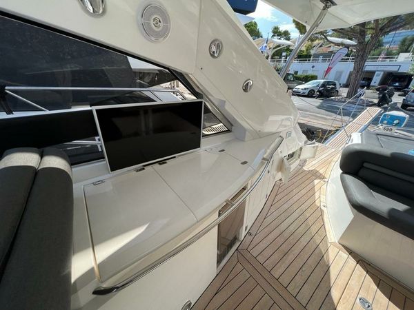 Sunseeker Portofino 53 | Black Pearl