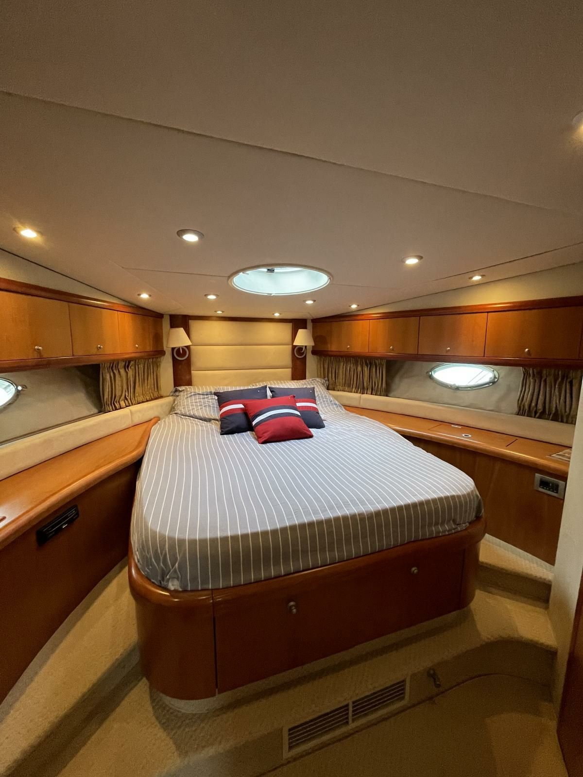 Sunseeker Portofino 53 | Black Pearl