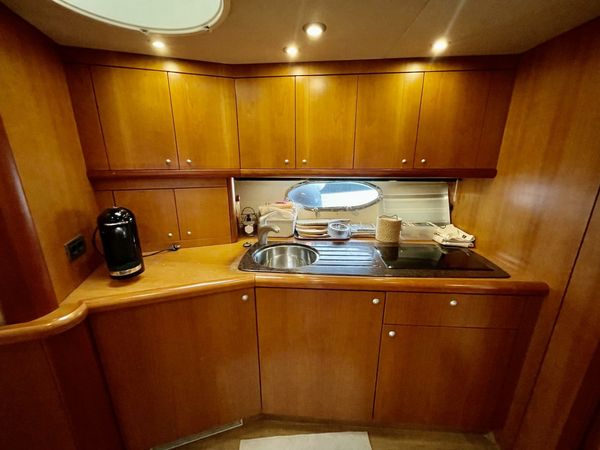 Sunseeker Portofino 53 | Black Pearl