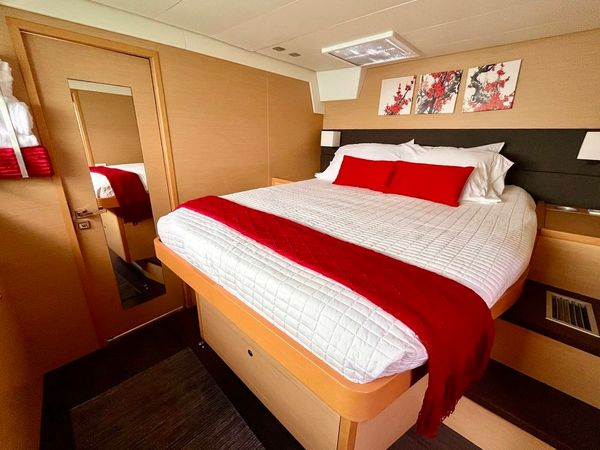 Lagoon 560 | Mira Sol