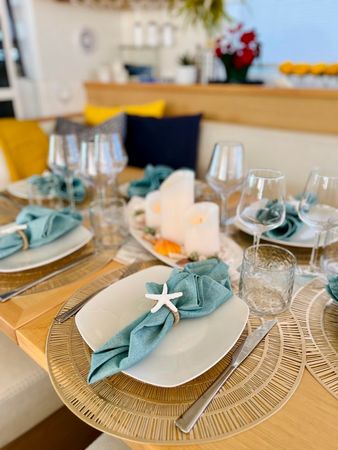 Lagoon 560 | Mira Sol