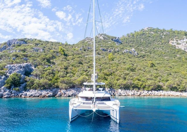 Fountaine Pajot Alegria 67 | Musthree