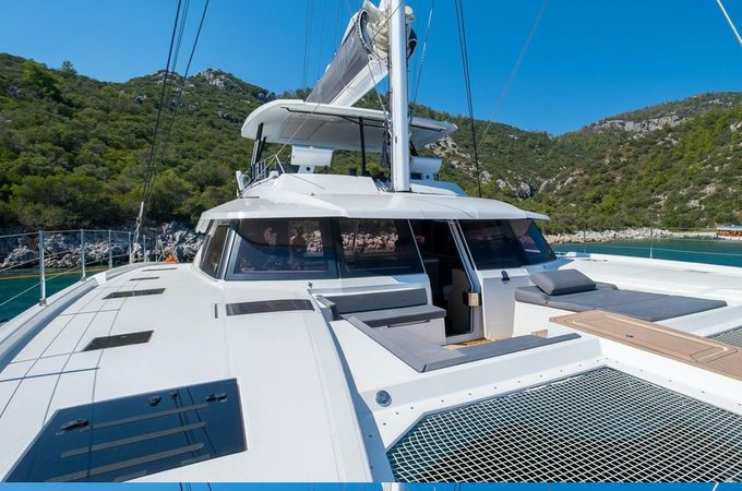 Fountaine Pajot Alegria 67 | Musthree