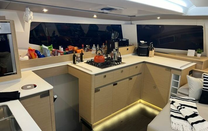 Fountaine Pajot Elba 45 | Alternate Current