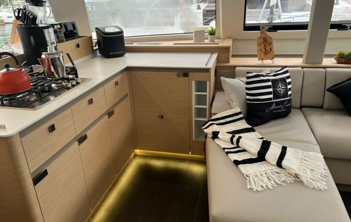 Fountaine Pajot Elba 45 | Alternate Current