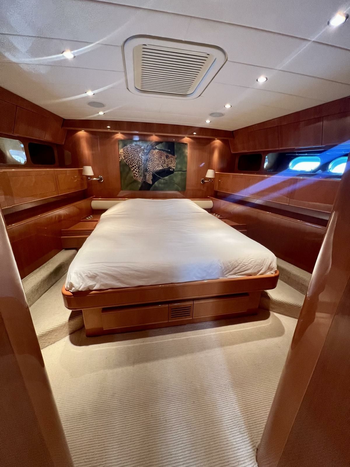 Leopard 23 | Daytona