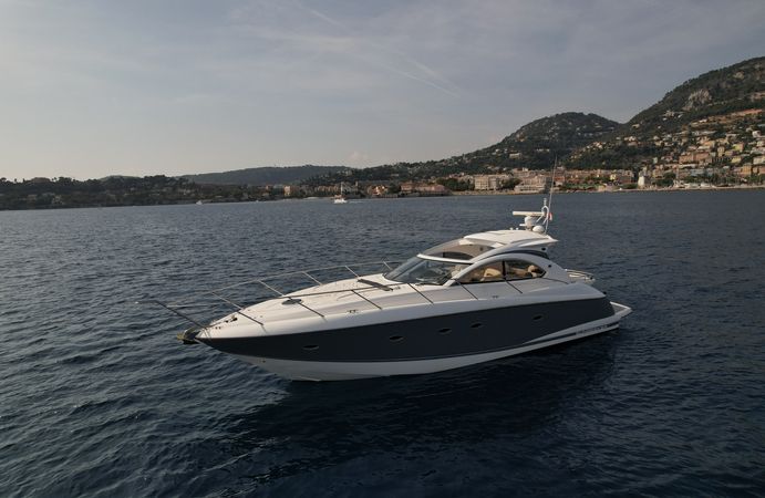 Sunseeker Portofino 47 | Camilla 4Ever