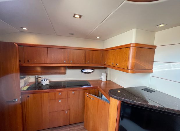 Sunseeker Portofino 47 | Camilla 4Ever