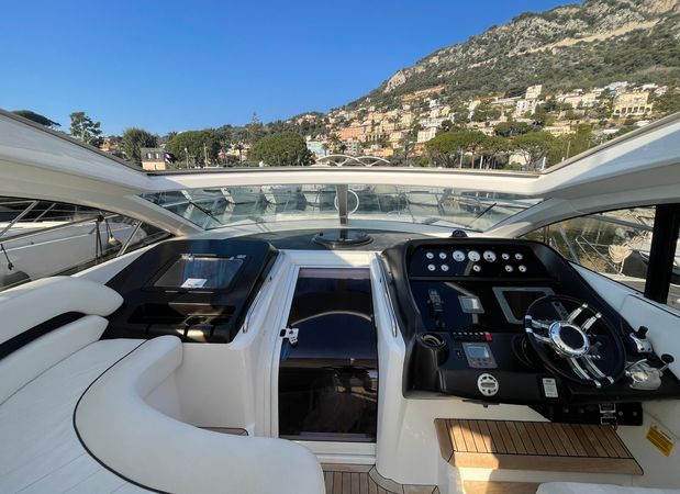 Sunseeker Portofino 47 | Camilla 4Ever