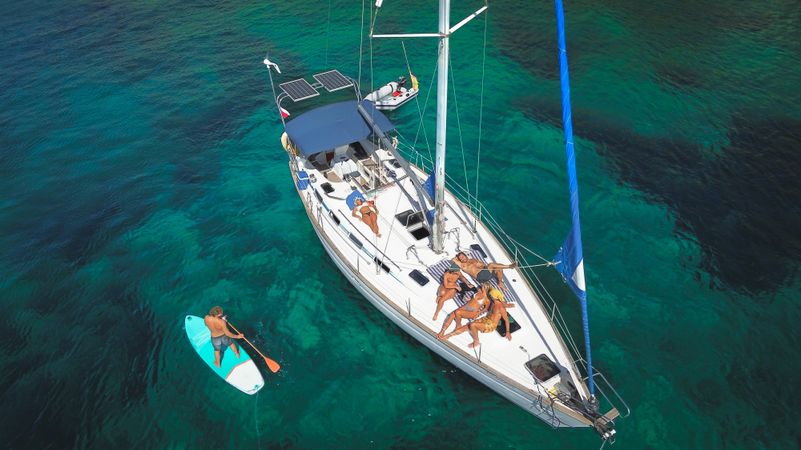 Bavaria 42 Cruiser | Planet Perfecto