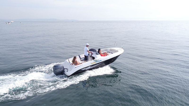 Moonday 540 | Triton 1