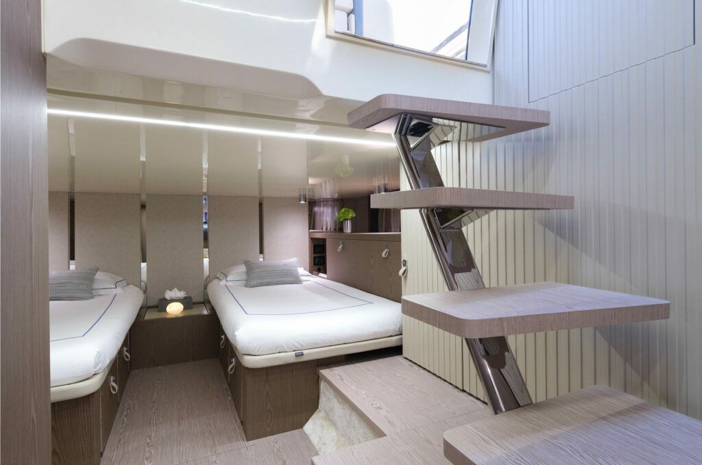 Invictus 46 | Baccarat