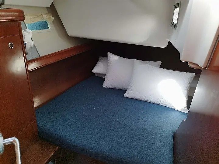 Beneteau Oceanis Clipper 393 | Athena