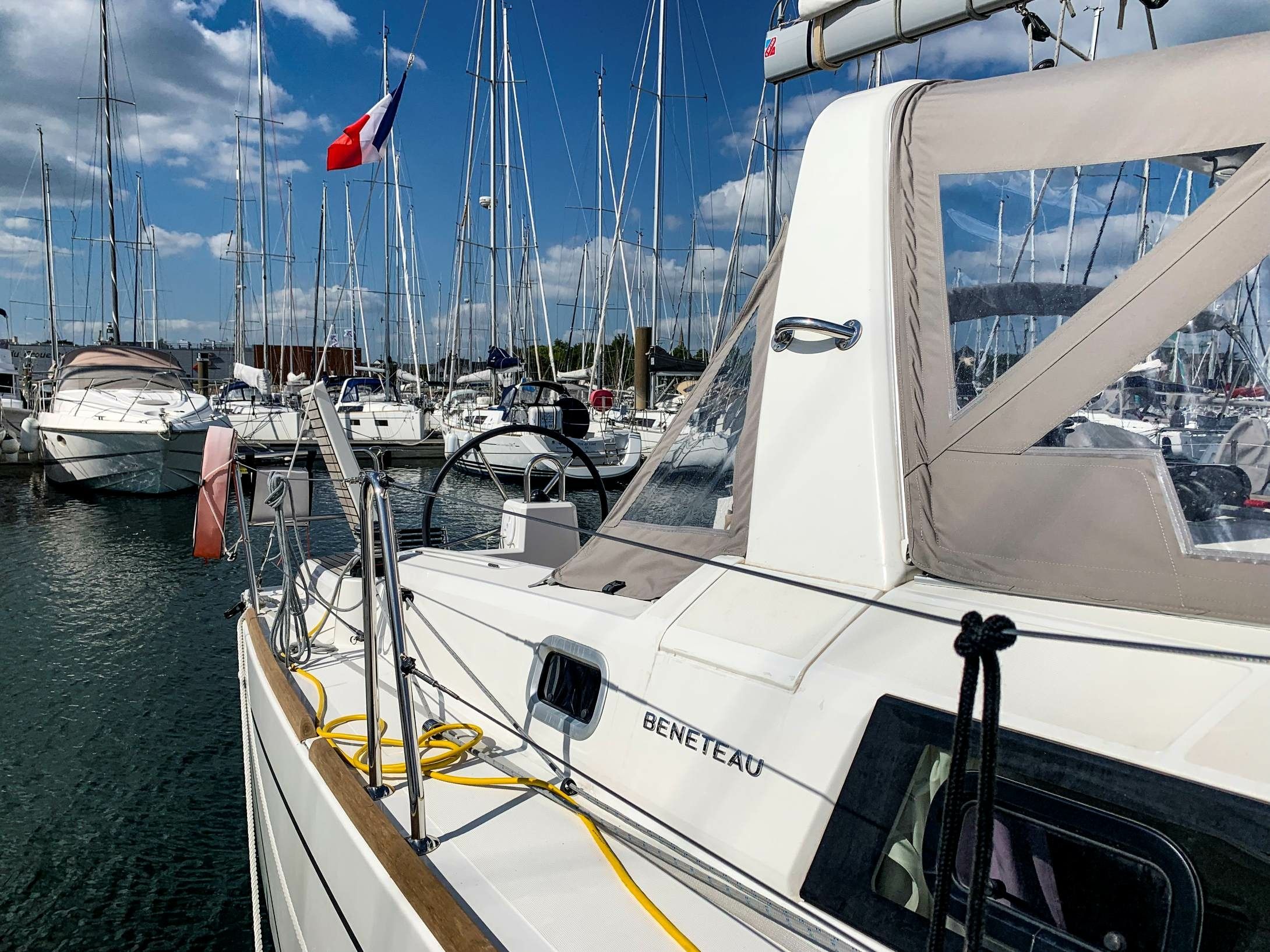 Beneteau Oceanis 38.1 | Les Intouchables