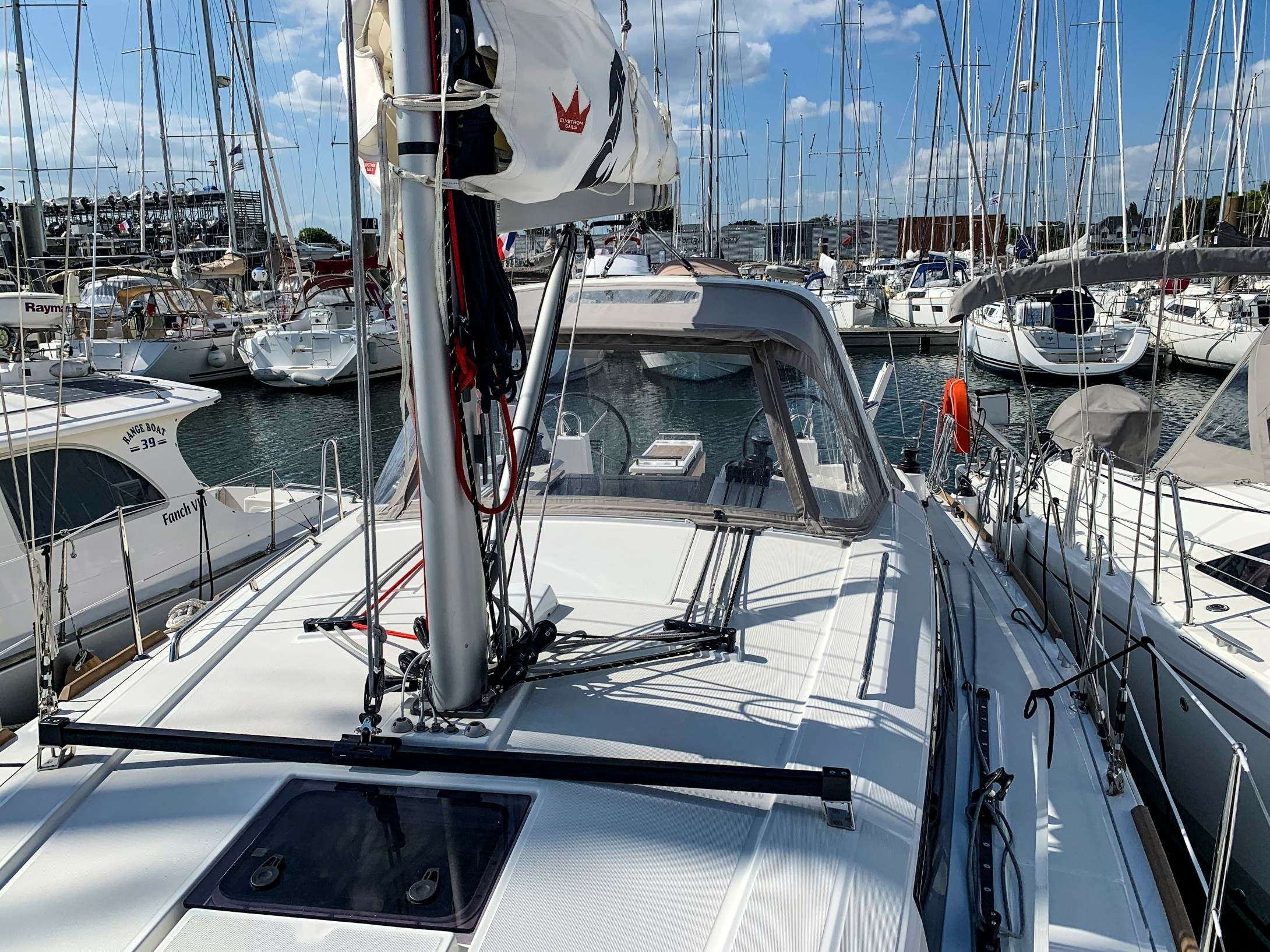 Beneteau Oceanis 38.1 | Les Intouchables