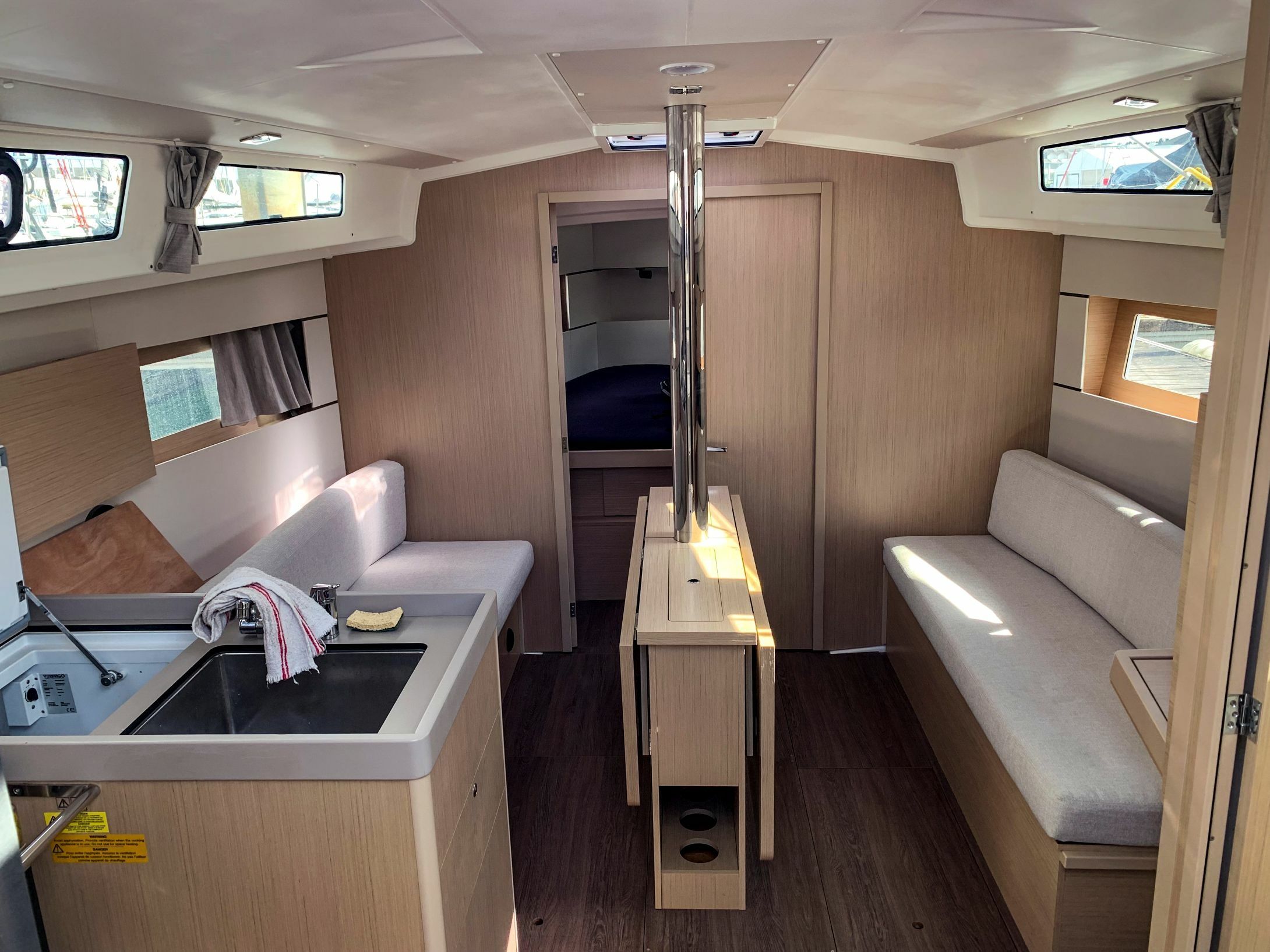 Beneteau Oceanis 38.1 | Les Intouchables