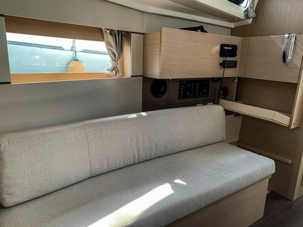 Beneteau Oceanis 38.1 | Les Intouchables