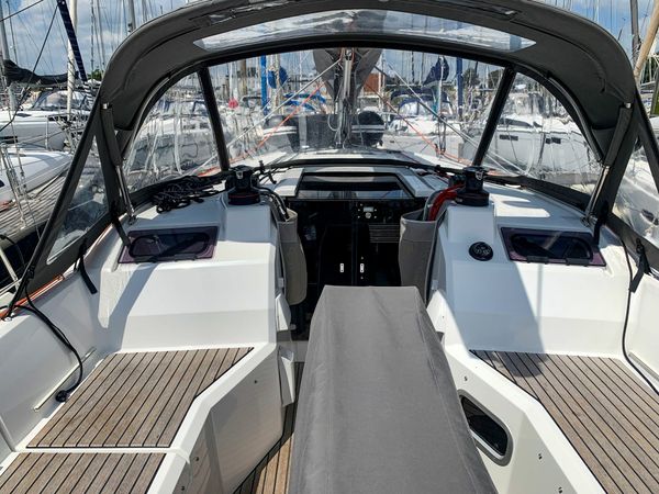 Beneteau Oceanis 34.1 | Luna