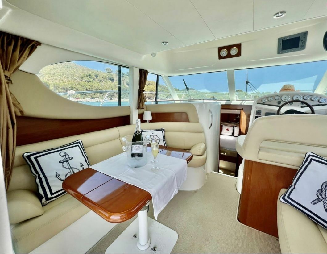 Jeanneau Prestige 32 | Katharo