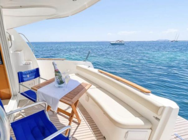 Jeanneau Prestige 32 | Katharo