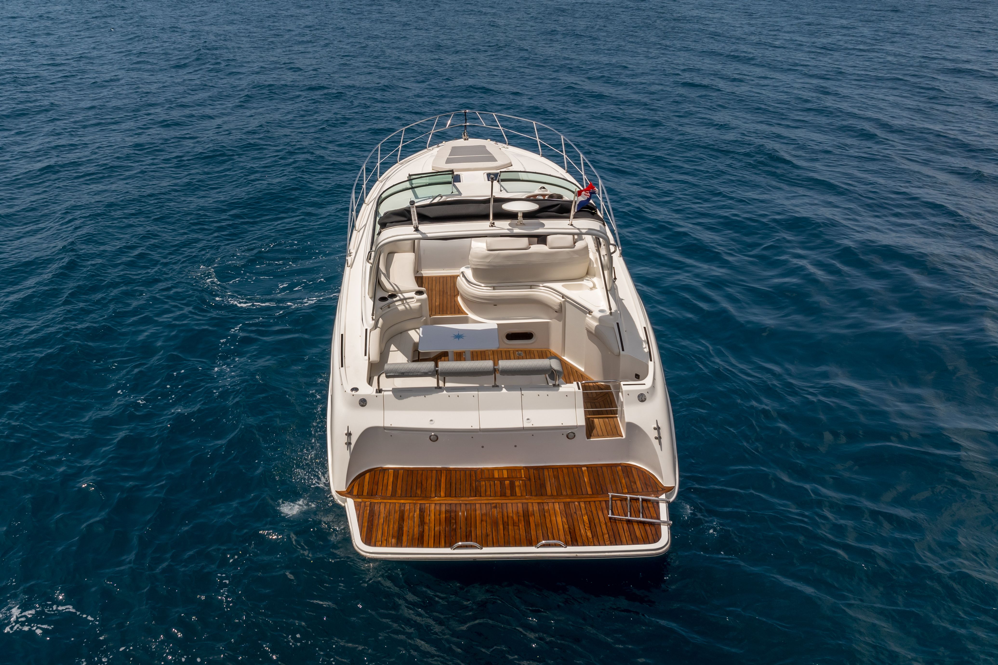 Silverton 360 Express | Laura