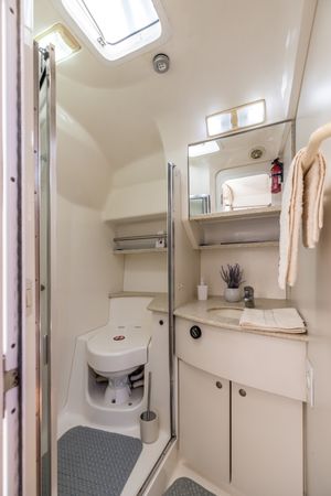 Silverton 360 Express | Laura