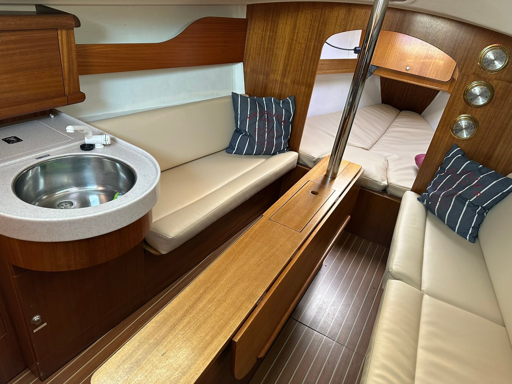 Delphia 28 | Midsummer