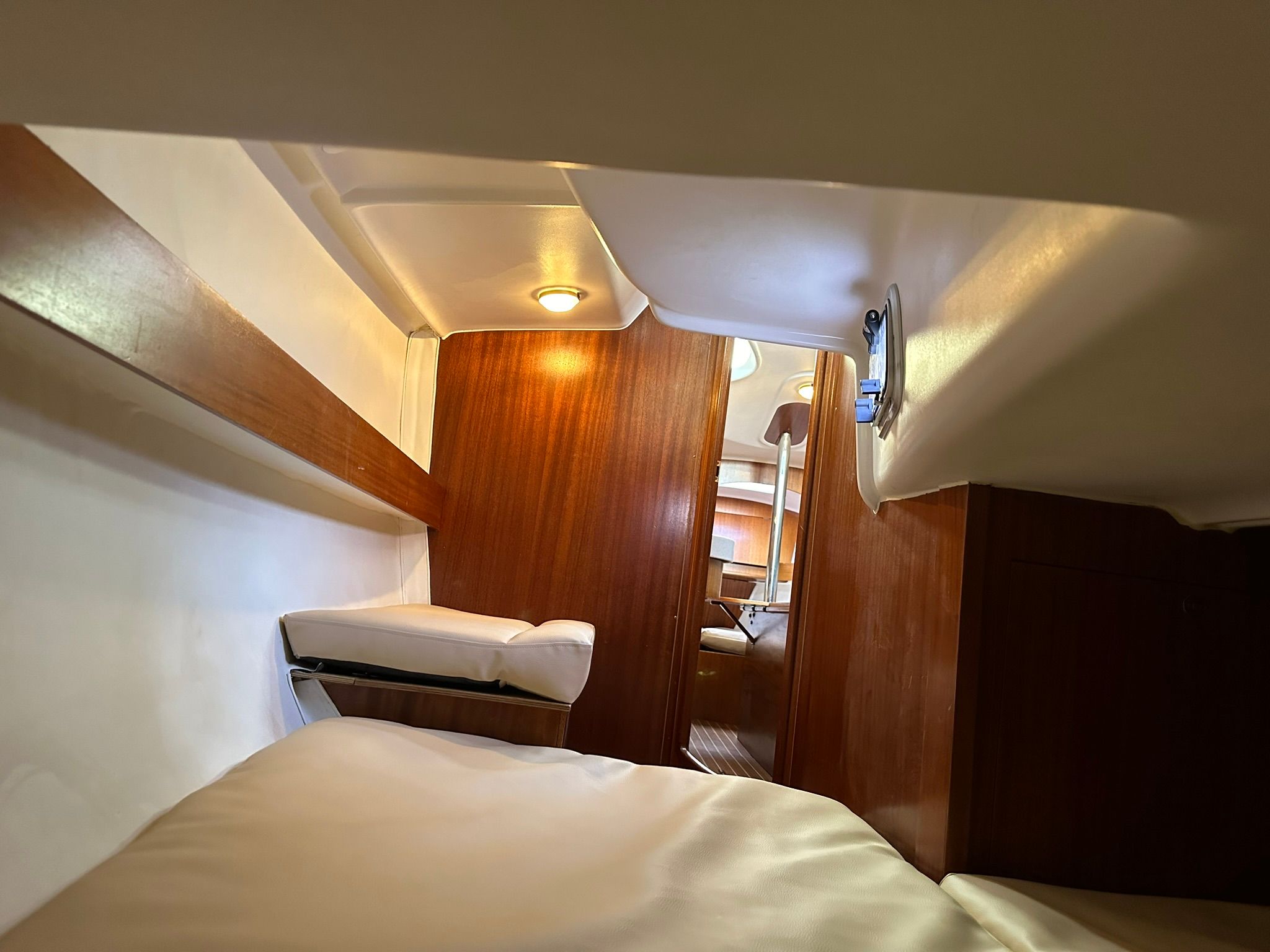 Delphia 28 | Midsummer